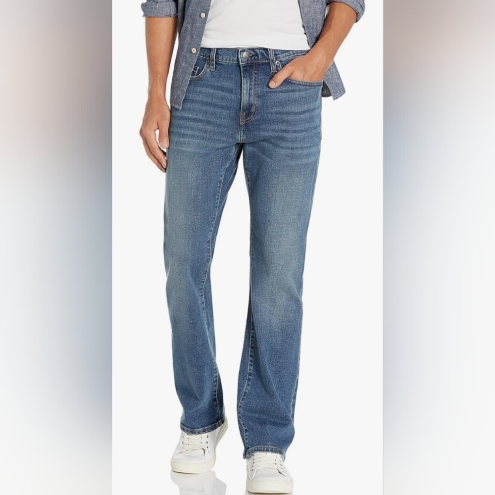 Amazon Essentials Mens Straight-Fit Bootcut Jeans Medium Blue Vintage 36x28